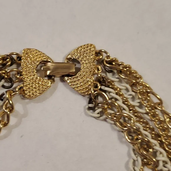 Gorgeous Vintage Choker - Picture 2 of 3